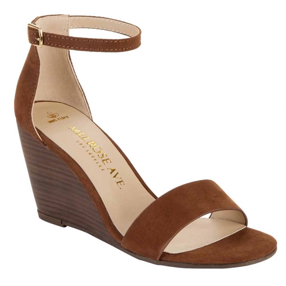 Melrose Ave Womens Brown Suede Ankle Strap Wedge Heels Size 8 NWOT like new!
